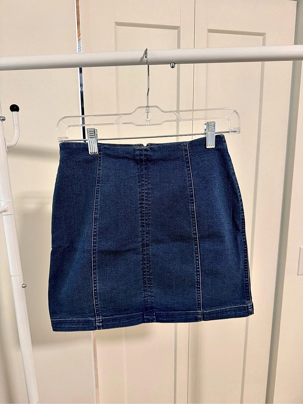 Lulus Denim Mini Skirt in Blue Size Medium Like New